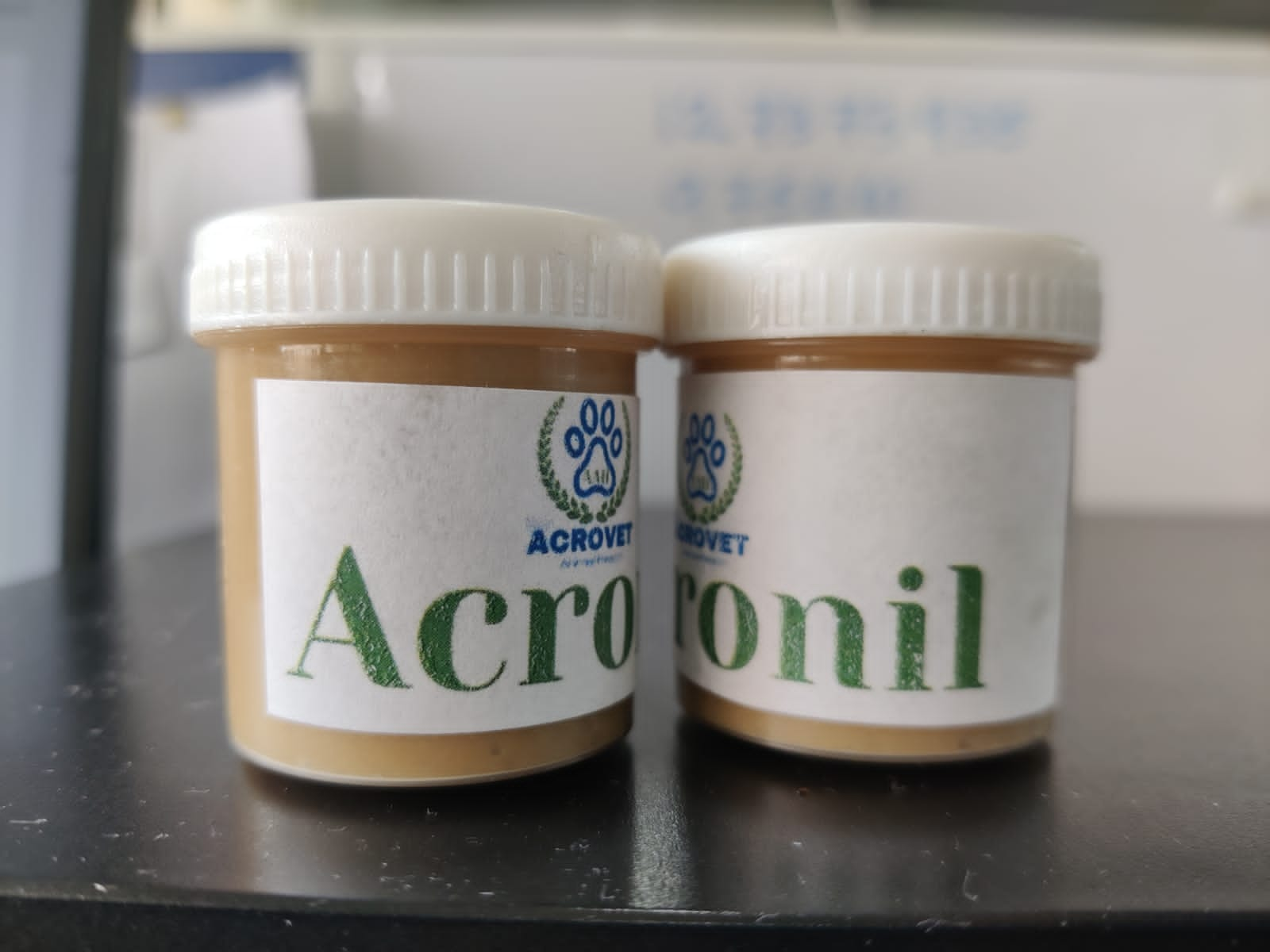 ACRONIL-A natural anti-tick cream